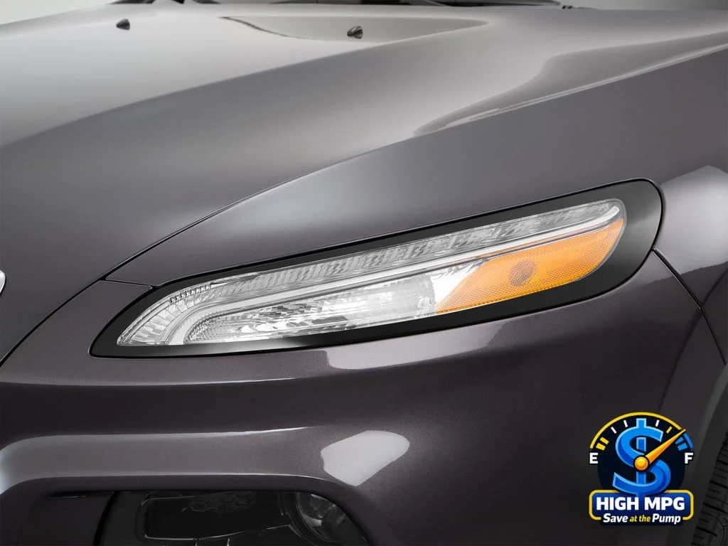 Used 2016 Black Jeep Latitude image 52