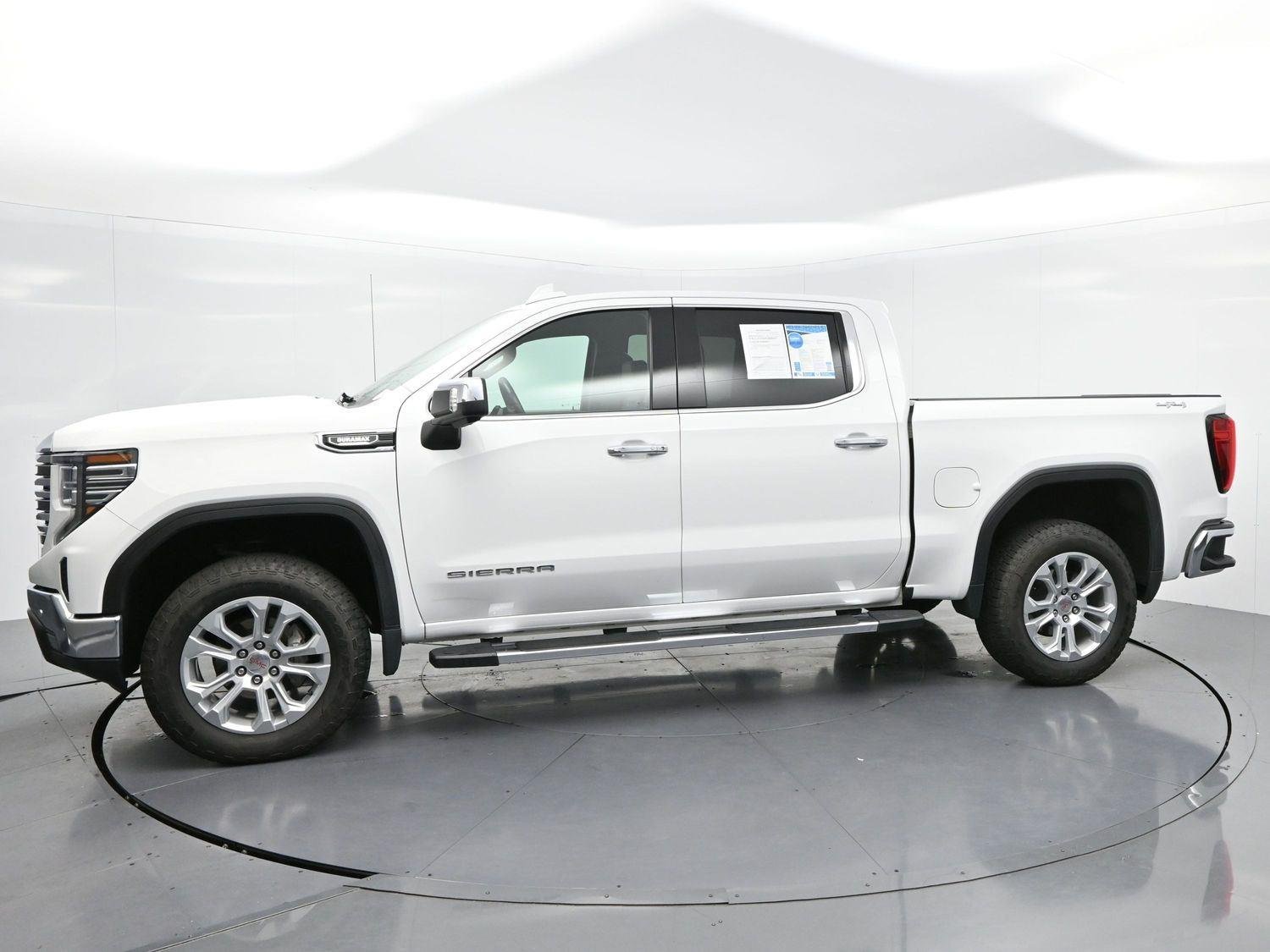 Used 2023 Summit White GMC SLT image 4