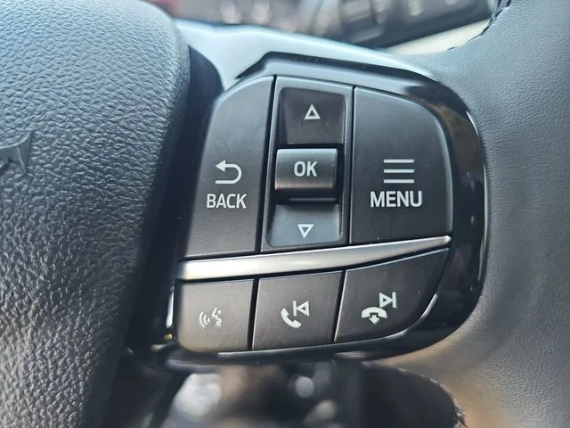 Used 2022 Blue Ford SEL image 18