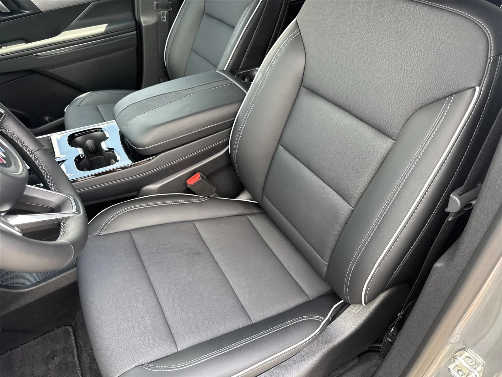 Used 2026 Moonstone Gray Metallic Buick Preferred image 11