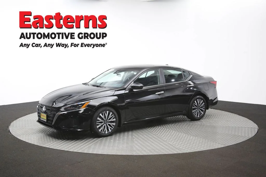 Used 2023 Black Nissan 2.5 SV image 58