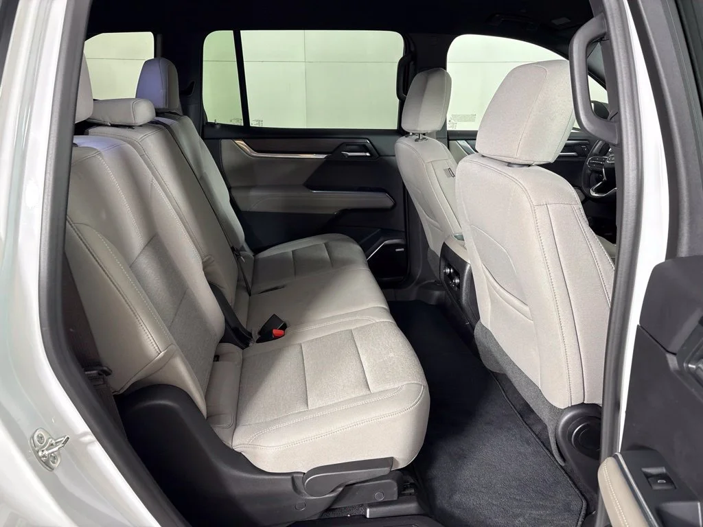 Used 2026 White GMC Elevation image 25