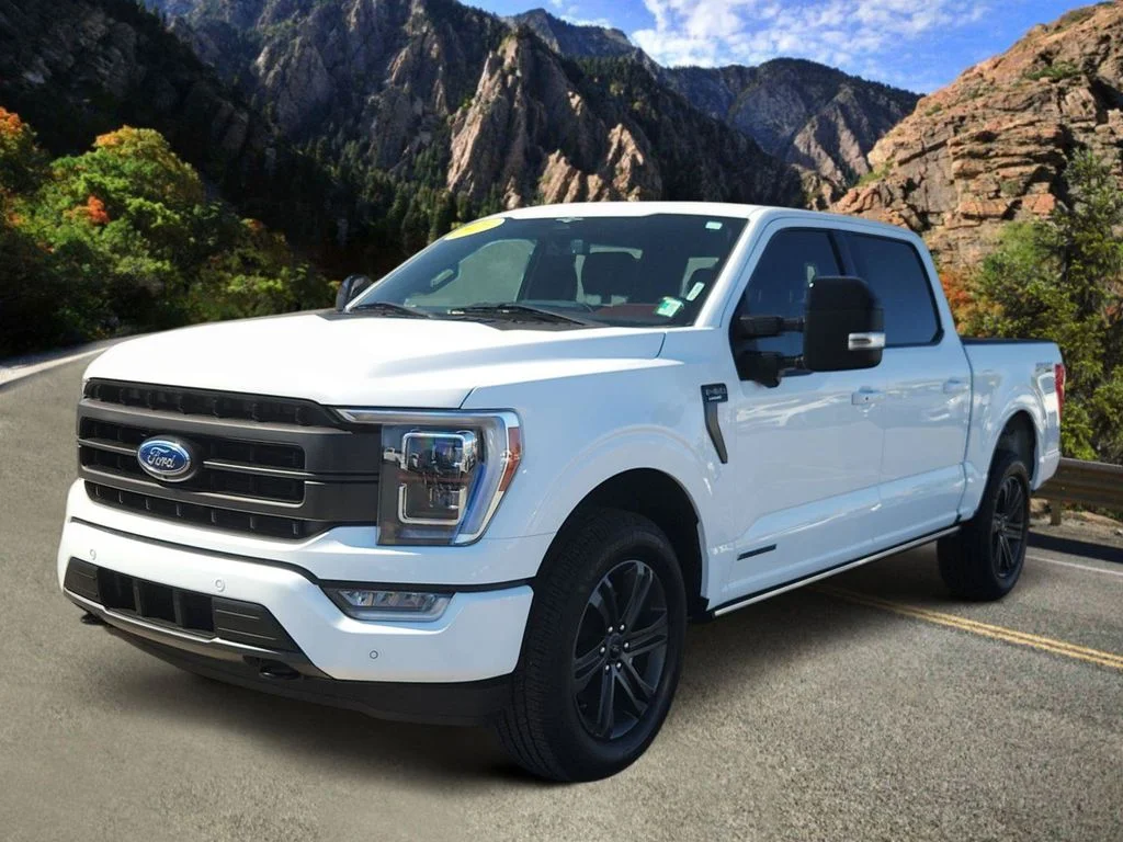 Used 2023 White Ford Lariat image 5