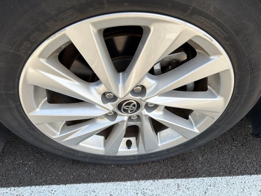 Used 2021 Midnight Black Metallic Toyota LE image 11