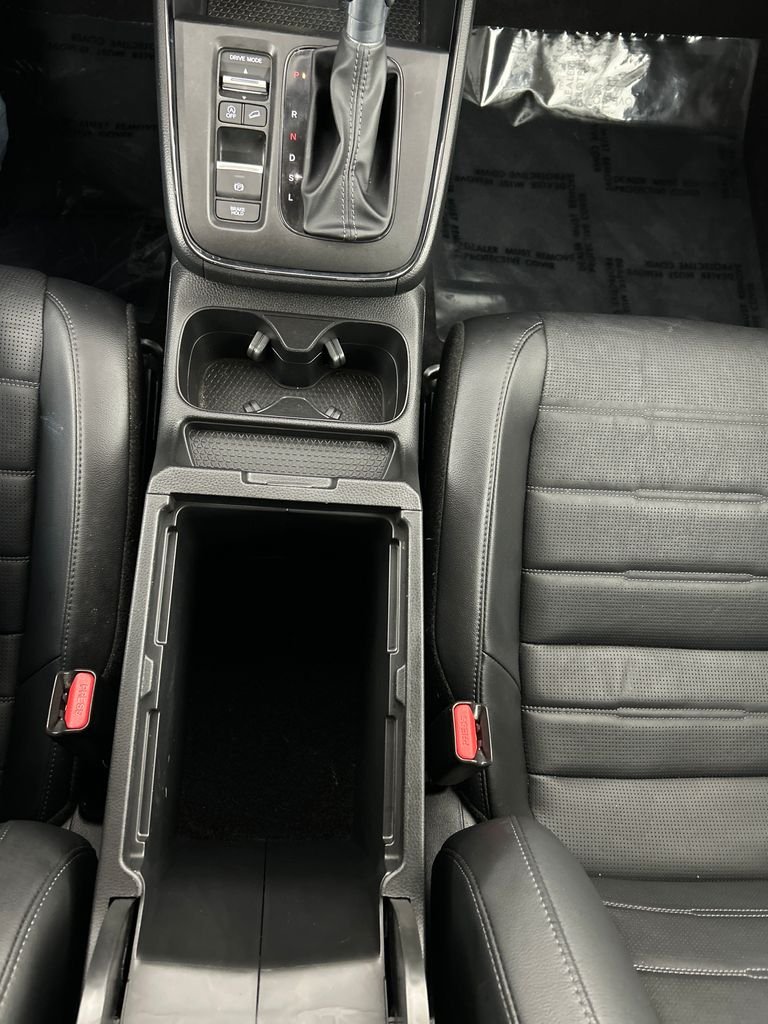 Used 2024  Honda EX-L image 14