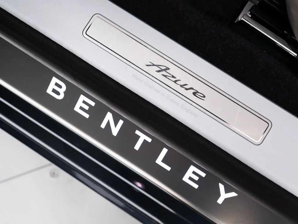 Certified Used 2026 Thunder Bentley Azure image 13