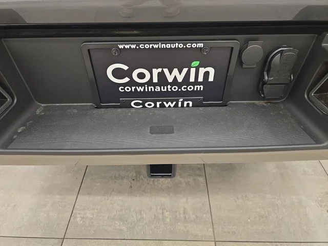 New 2026 Carbonized Gray Metallic Ford King Ranch® image 22