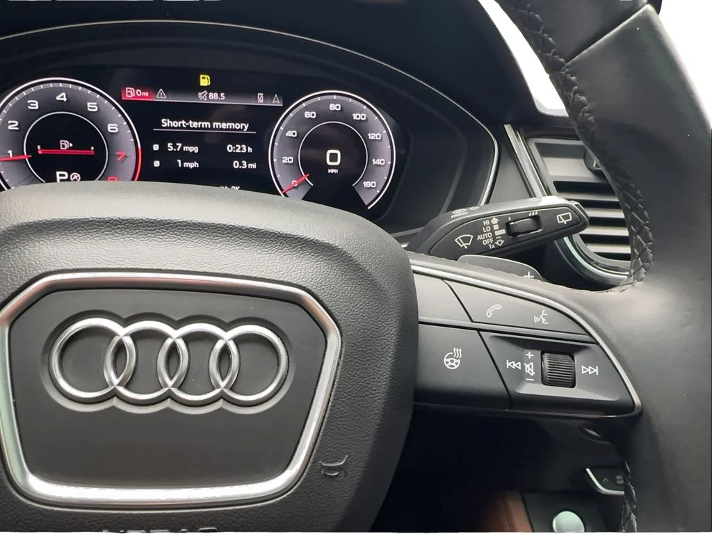 Used 2022 Black Audi  image 40