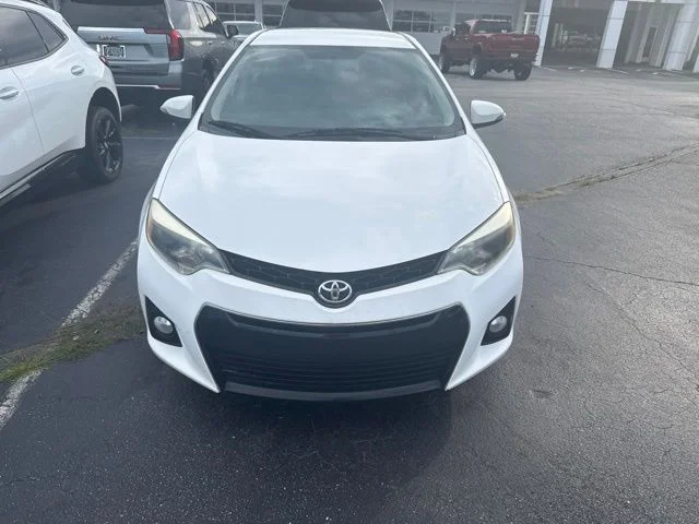 Used 2016 White Toyota S Special Edition image 4
