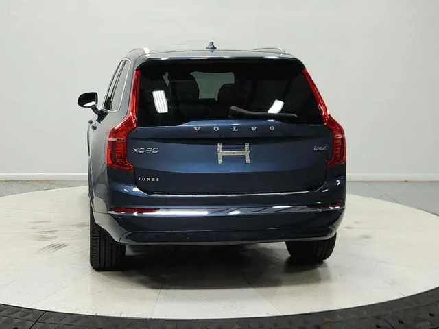 Used 2024 Blue Volvo Ultimate image 7