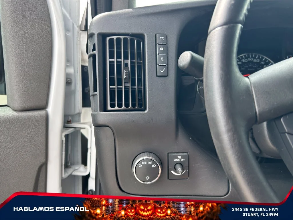 Used 2023 SUMMIT WHITE GMC RWD 2500 Regular Wheelbase Work Van image 18