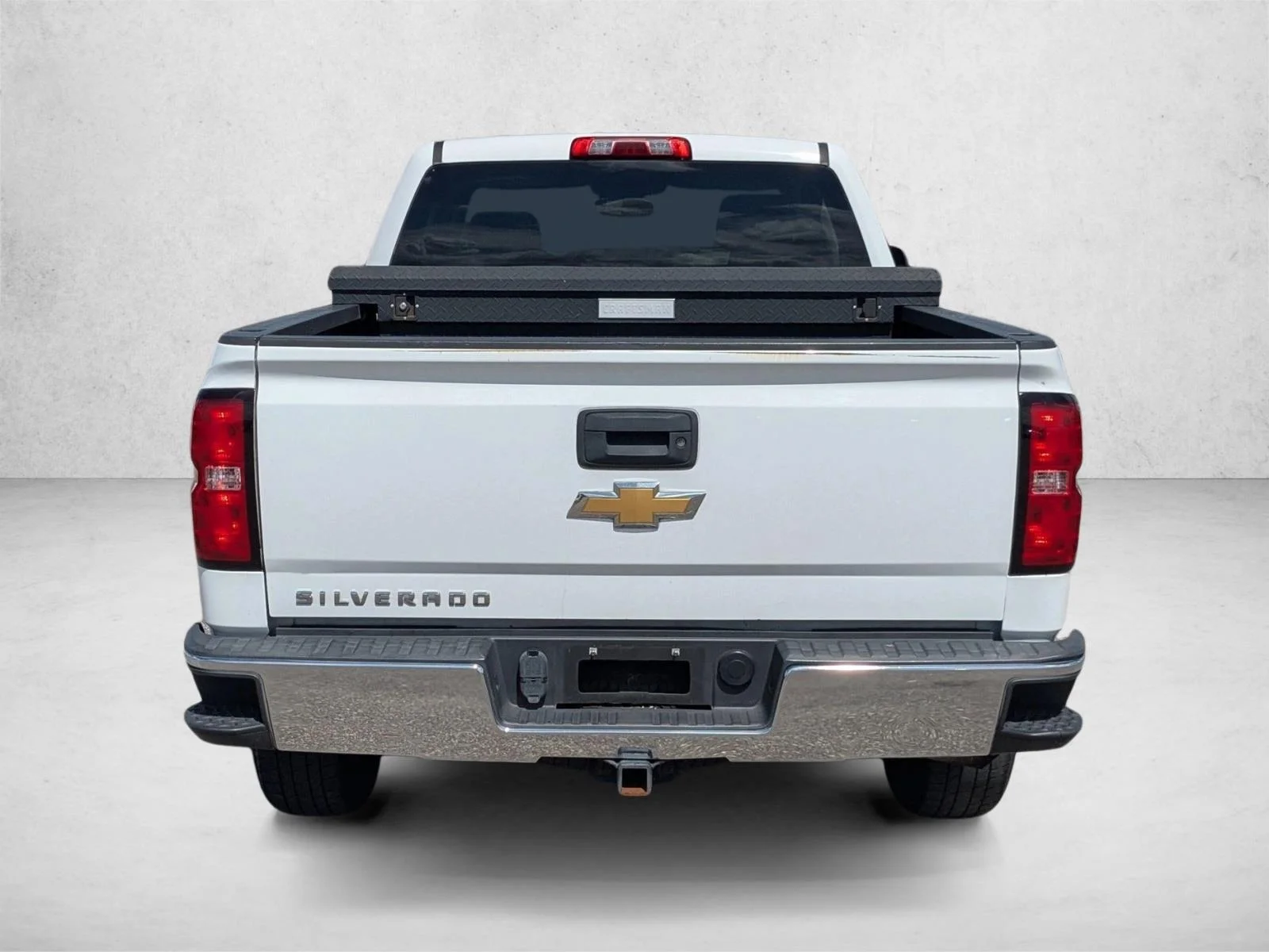 Used 2015 Summit White Chevrolet LS image 6
