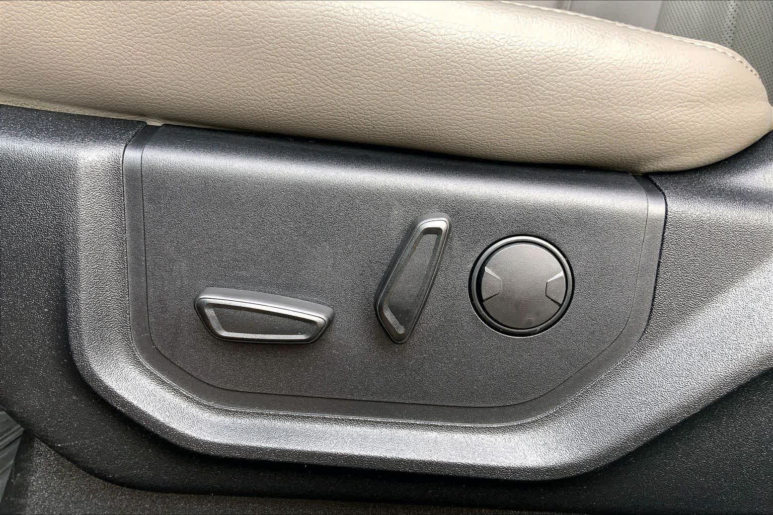 Used 2019 Race Red Ford LARIAT image 35