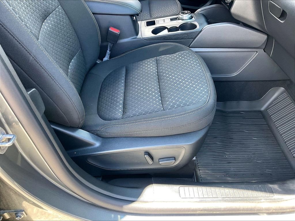 Used 2025 Carbonized Gray Metallic Ford Active image 36