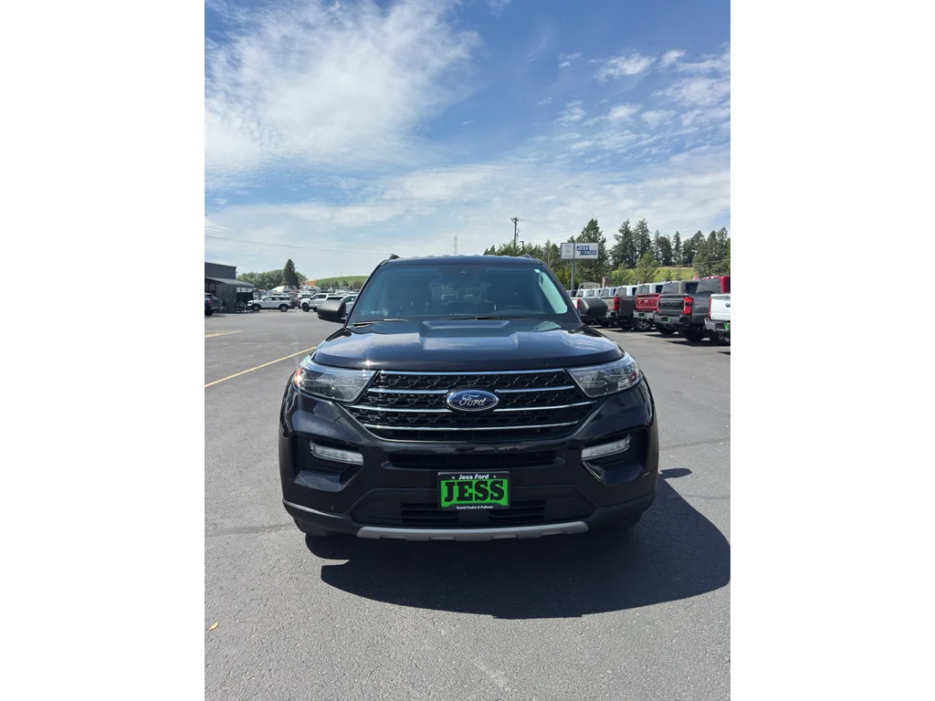 Certified Used 2021 Agate Black Metallic Ford XLT image 9