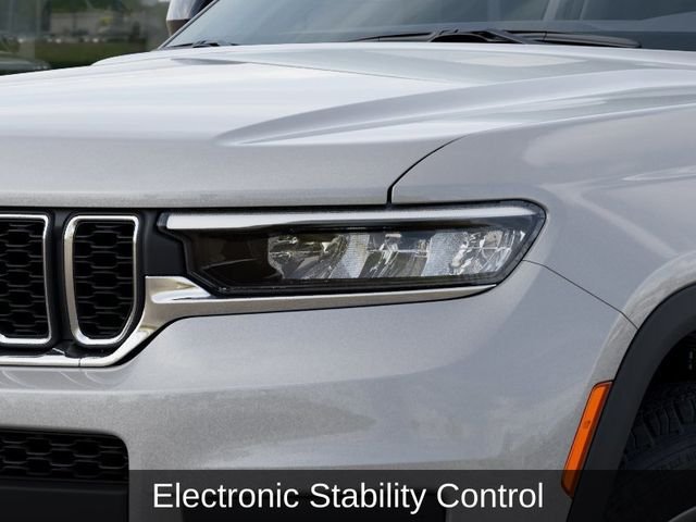 New 2026 Silver Zynith Exterior Paint Jeep Laredo image 11