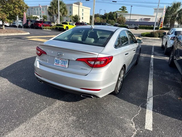 Used 2016 Silver Hyundai Sport image 10