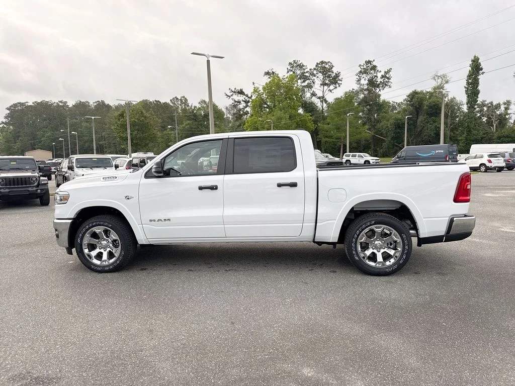 New 2026 Bright White Clear-Coat Exterior Paint RAM Big Horn/Lone Star image 8