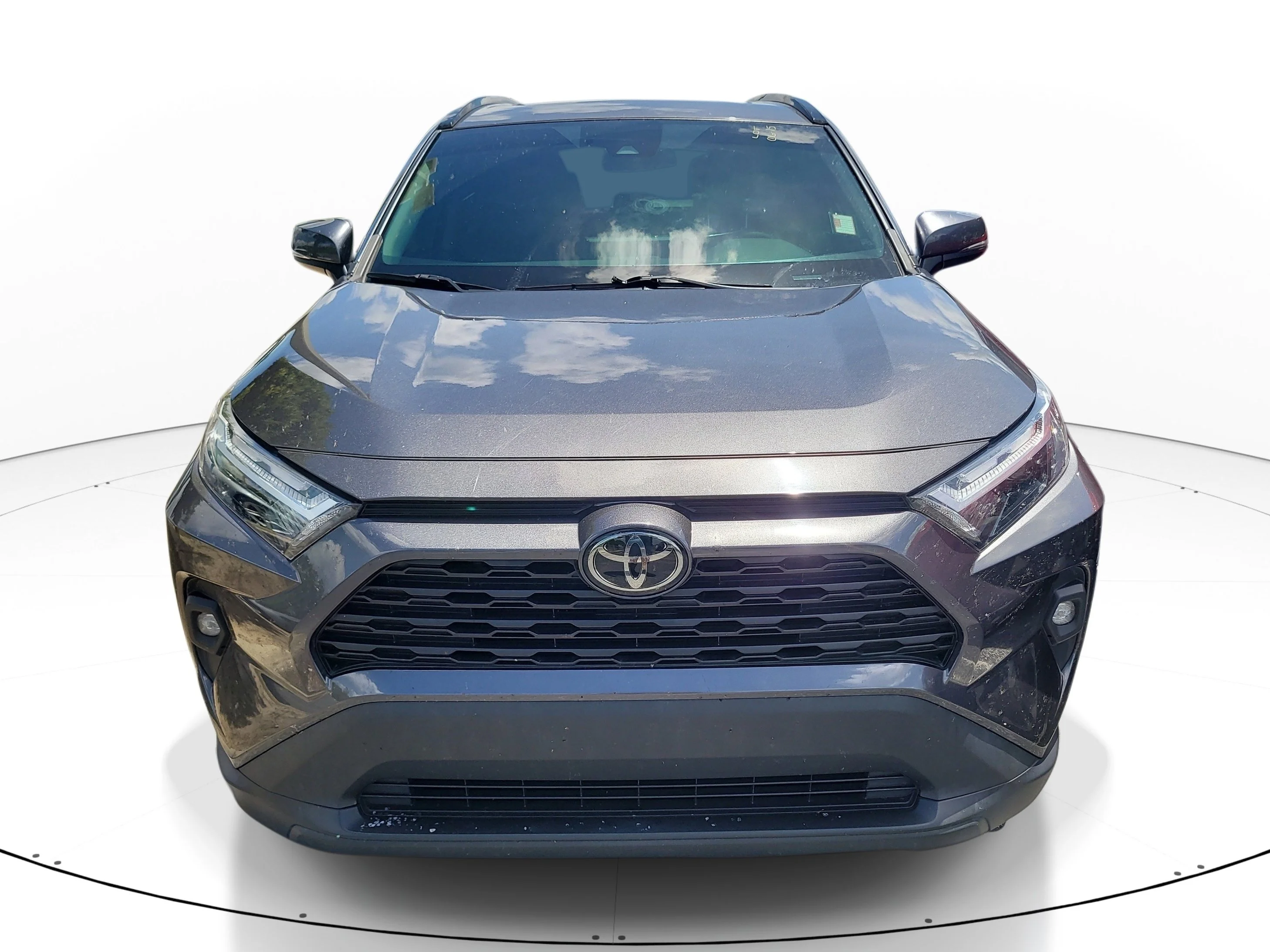 Used 2024 Magnetic Gray Metallic Toyota XLE Premium image 2