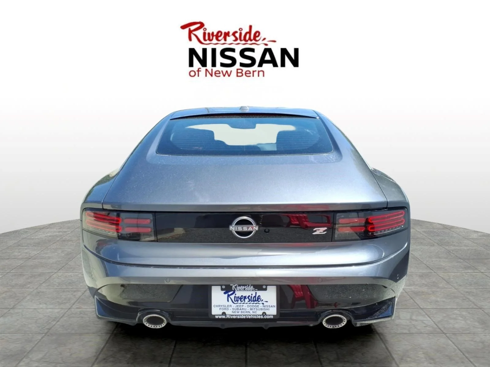 New 2026 Gun Metallic Nissan Sport image 2