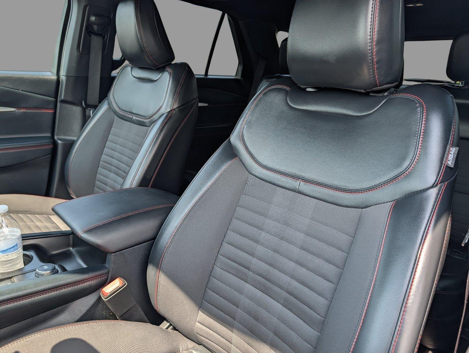 Used 2025 Carbonized Gray Ford ST-Line image 12
