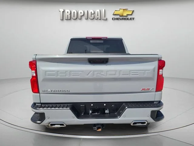 Used 2025 Slate Gray Metallic Chevrolet RST image 4