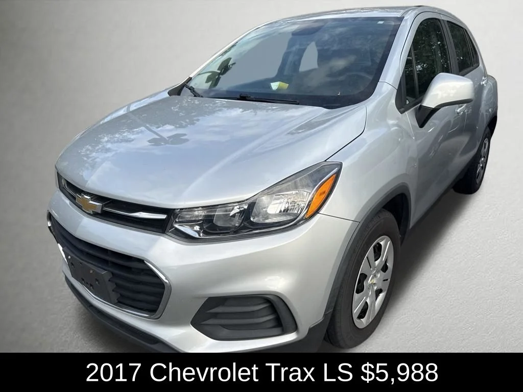 Used 2017 Silver Chevrolet LS image 6