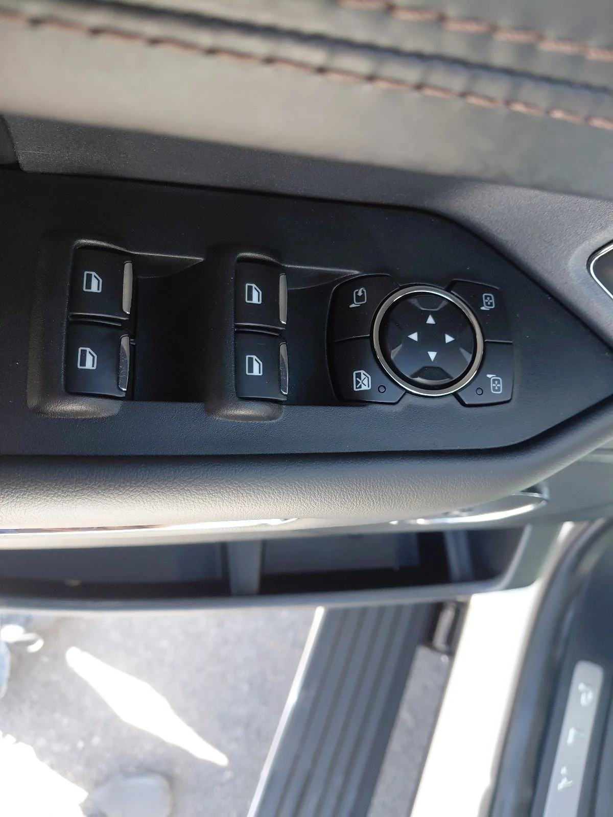 Used 2020 White Ford Platinum image 15