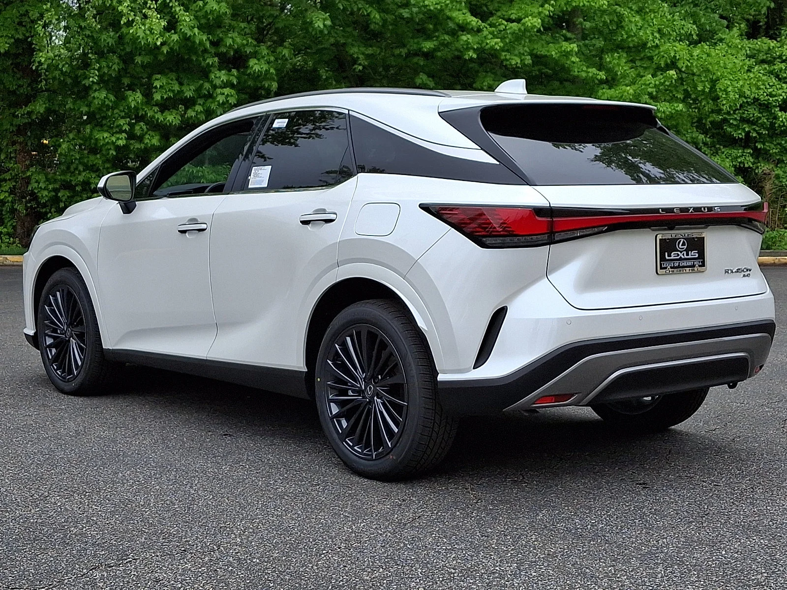 2026 Lexus RX 450h+ Premium - Photo 3
