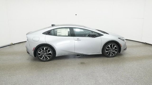 New 2026 Cutting Edge Toyota XSE Premium image 26