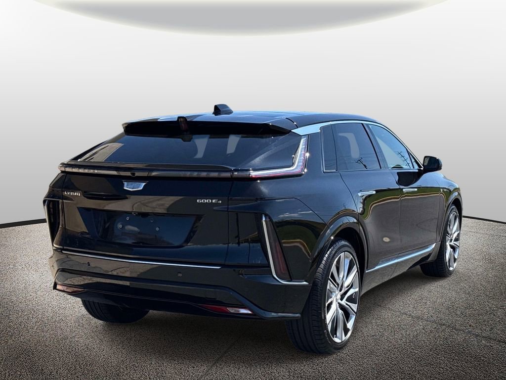 Used 2024 Cadillac LYRIQ Luxury 3 with VIN 1GYKPSRL1RZ140493 for sale in Chantilly, VA