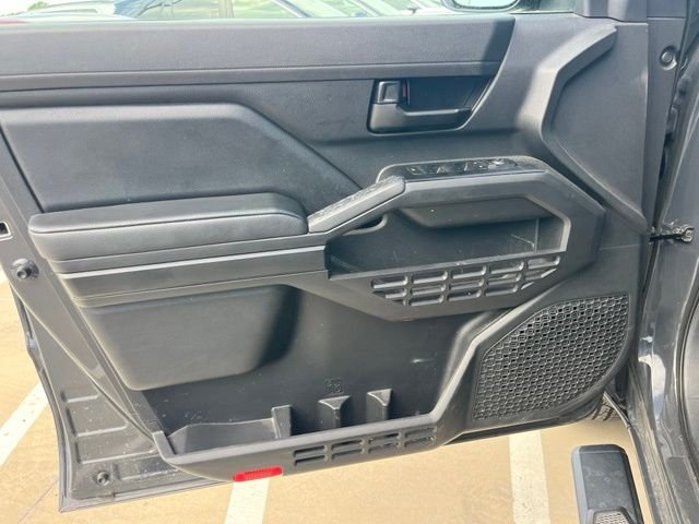 Used 2025  Toyota SR image 10