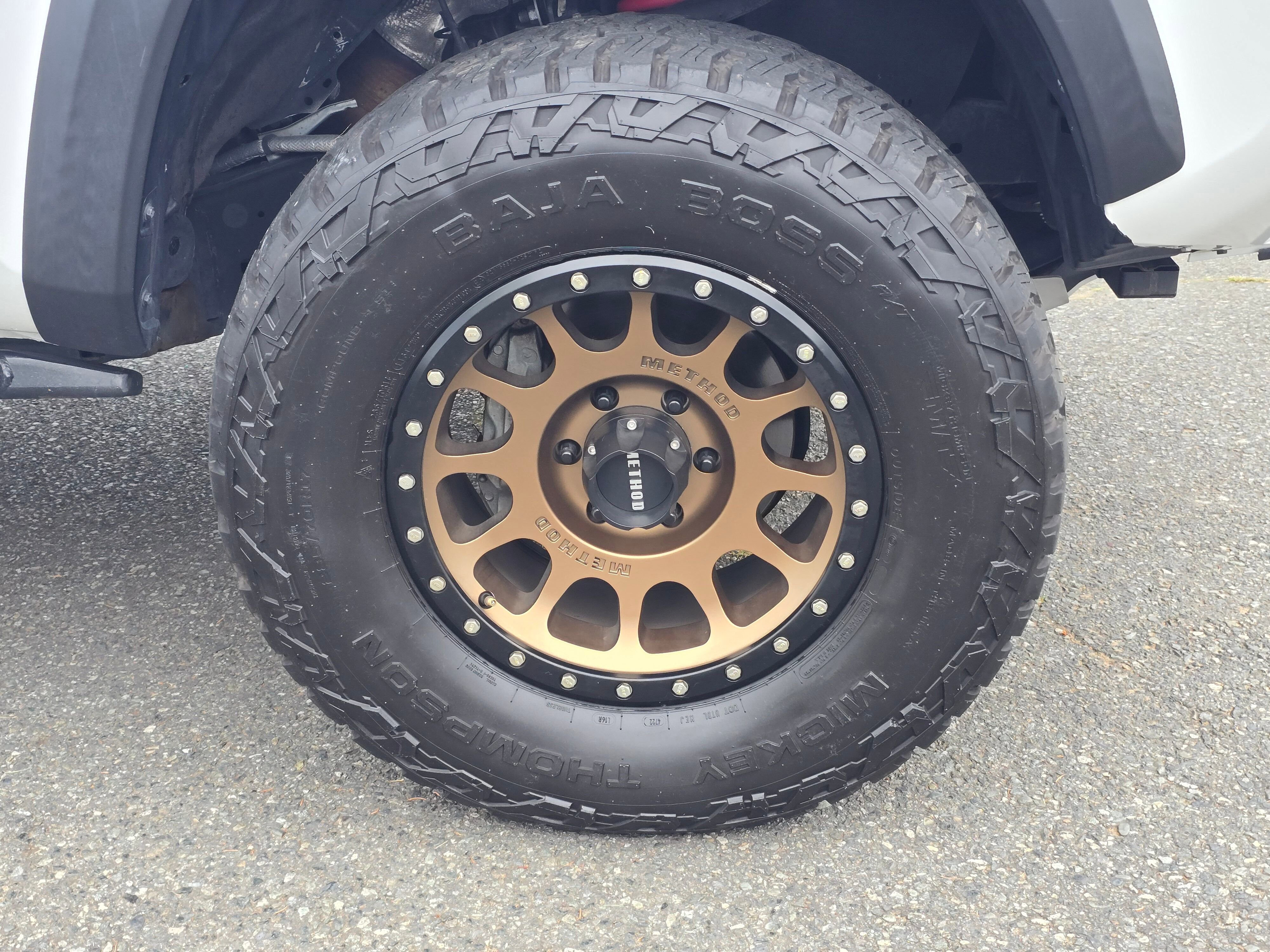 Used 2021  Toyota SR image 9