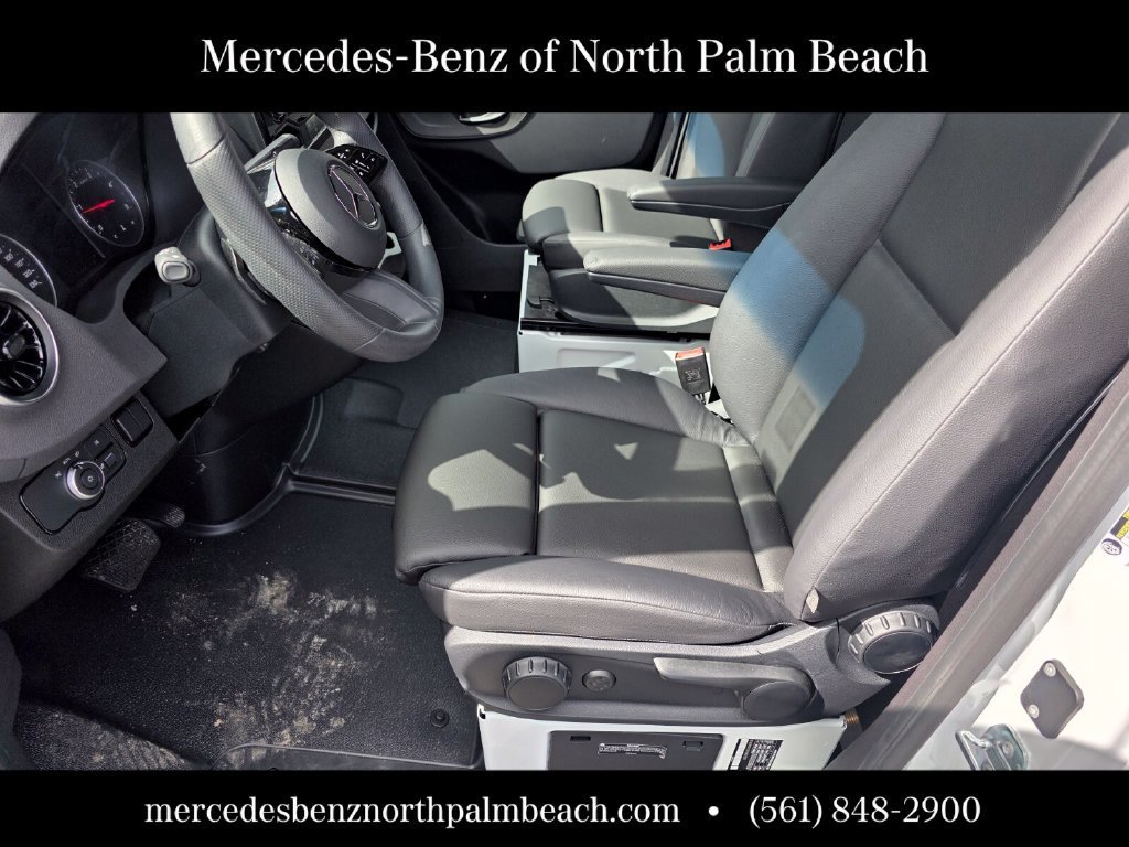 2026 Mercedes-Benz Sprinter Cargo Van Base - Photo 38