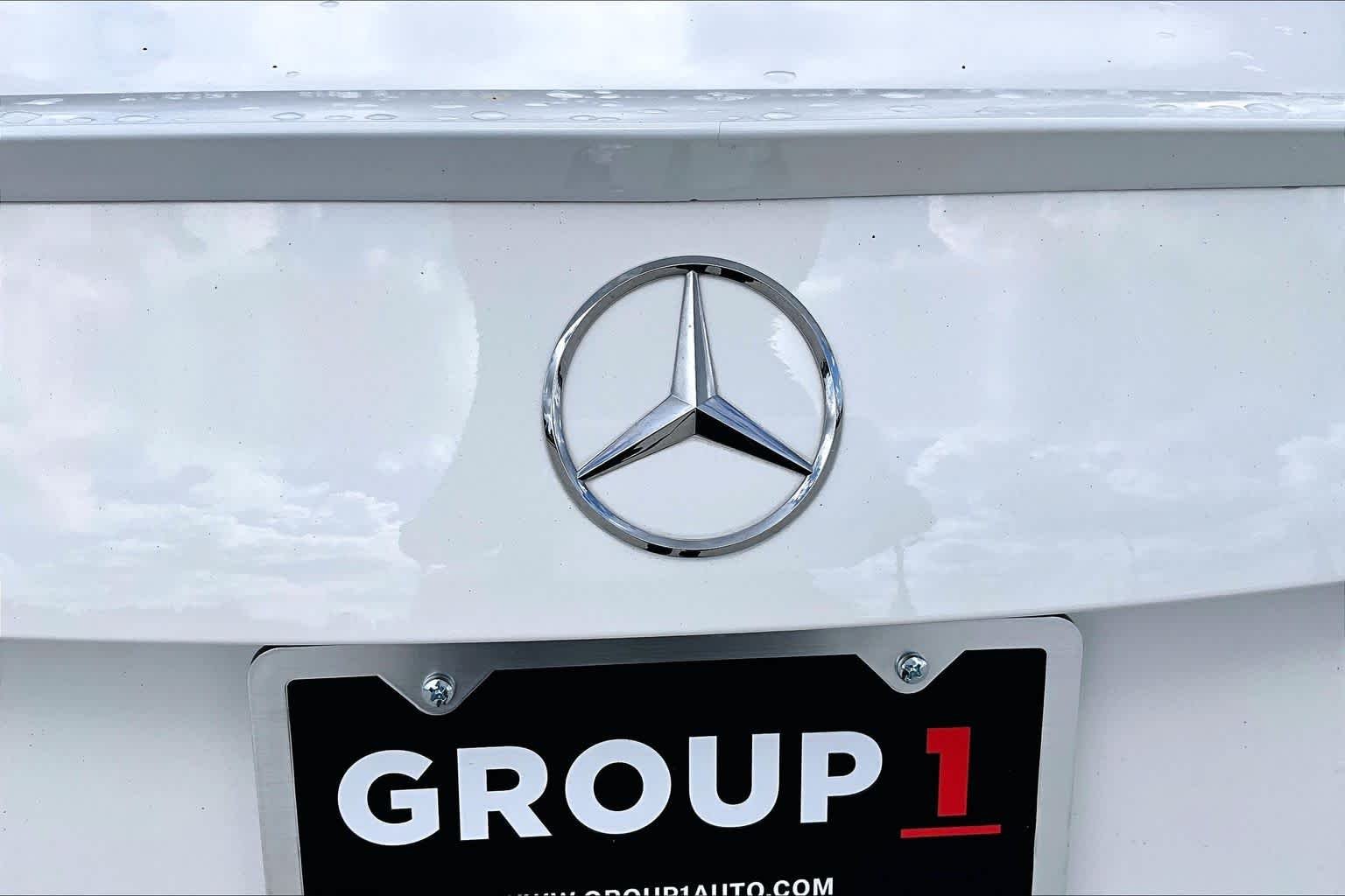 Used 2023 Polar White Mercedes-Benz C 300 image 10