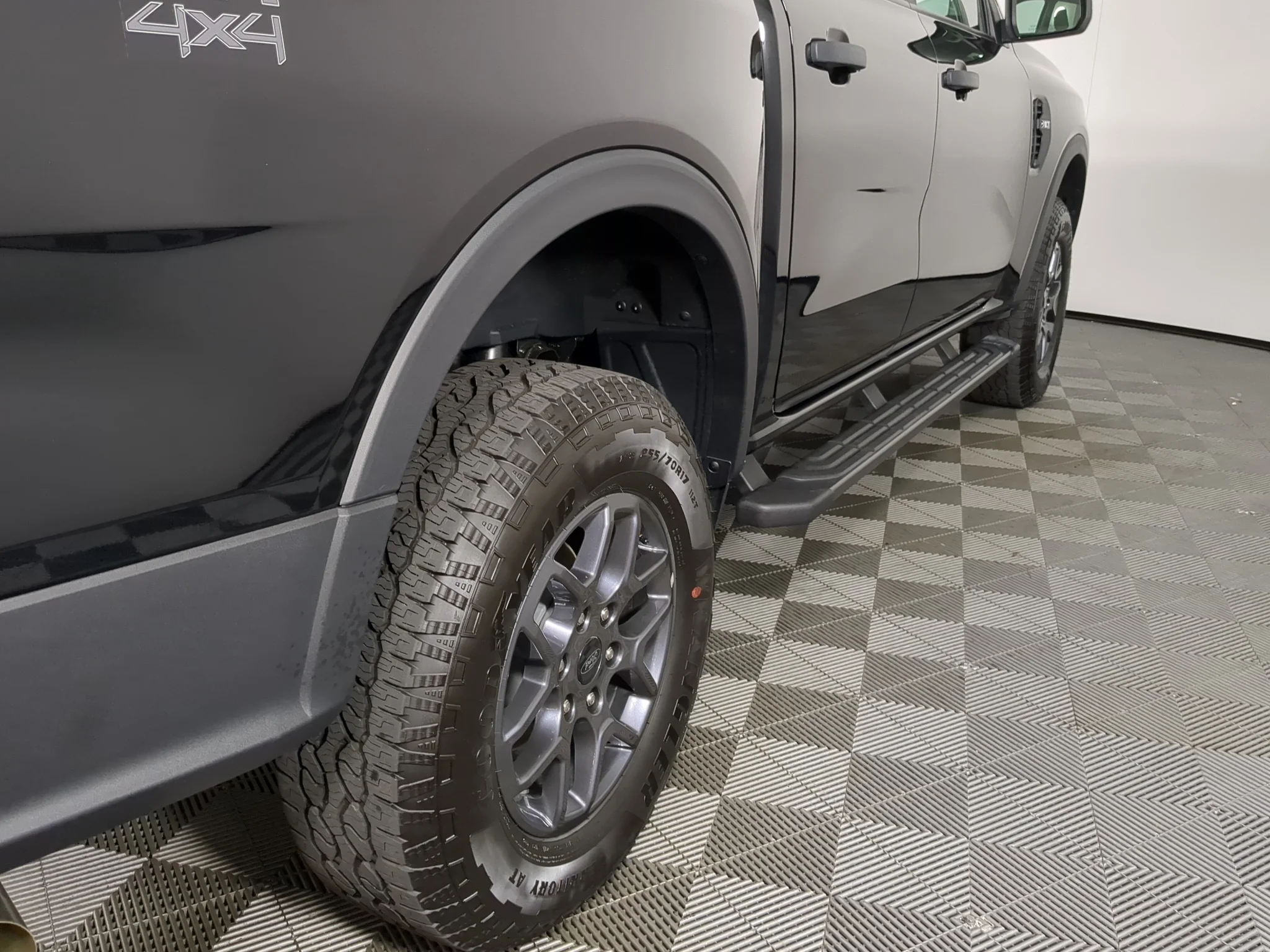 New 2026 Shadow Black Ford XLT image 8