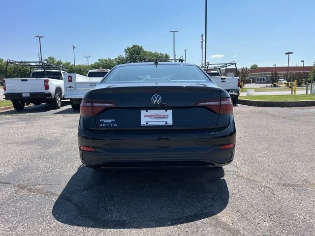 Used 2023 Black Volkswagen 1.5T S image 4