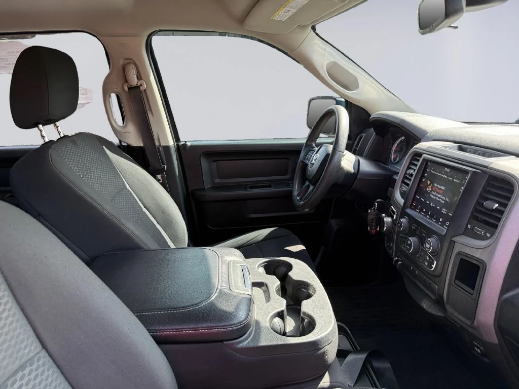 Used 2019 Blue Ram Express image 18