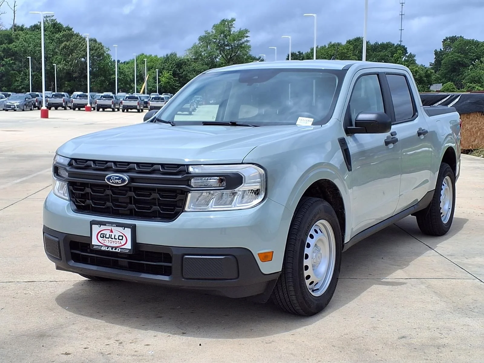 Used 2024 Green Ford XL image 3