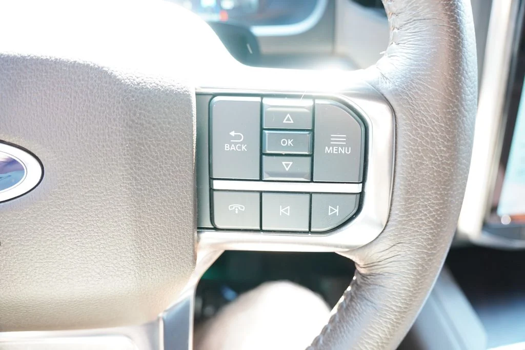 Used 2023 White Ford King Ranch image 39