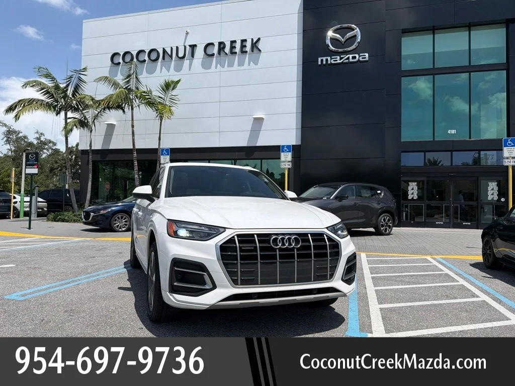 Used 2023 Glacier White Audi 40 Premium image 1