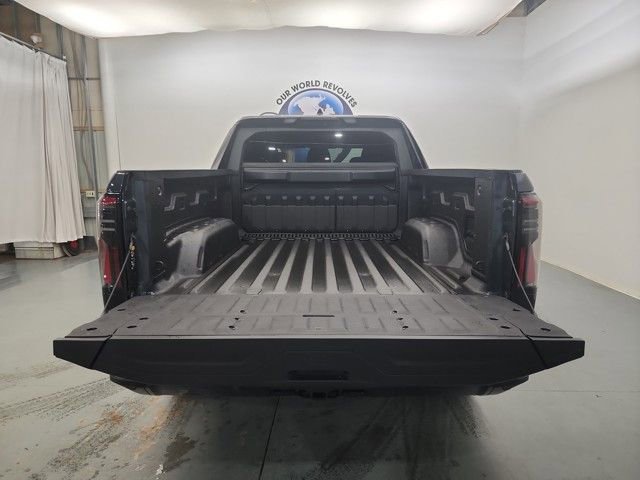 2025 GMC Sierra EV Denali - Photo 23