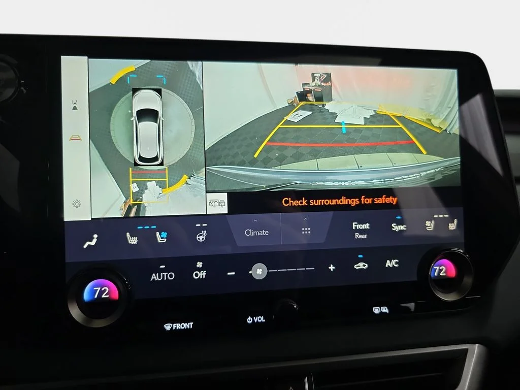 New 2026 Iridium Lexus PREMIUM PLUS image 22