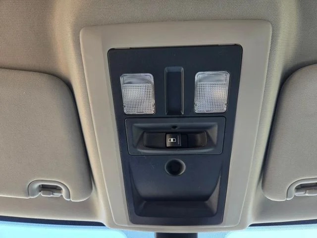 Used 2023 White Ram SLT image 27