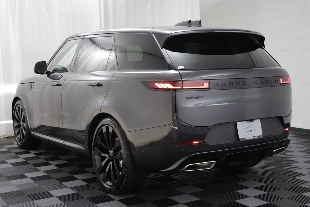 New 2026 Carpathian Grey LAND ROVER SE image 16