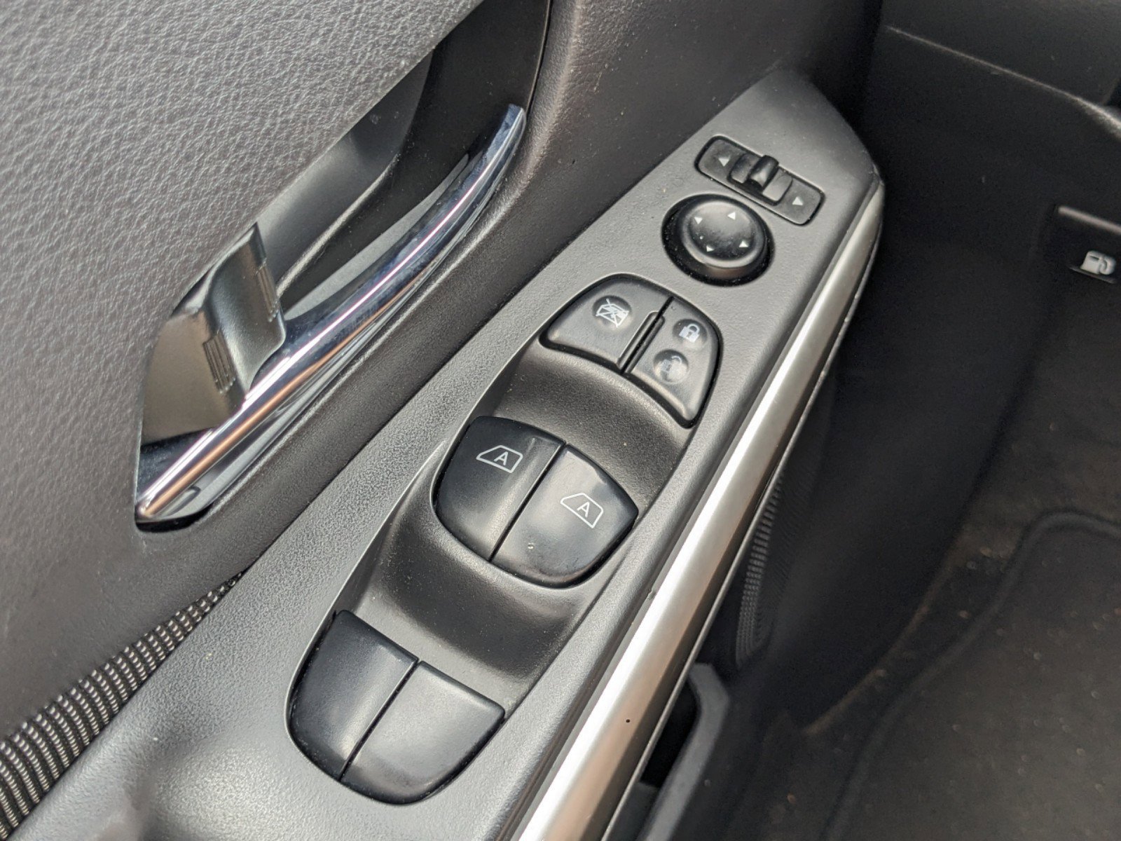 2020 Nissan Kicks SV - Photo 21