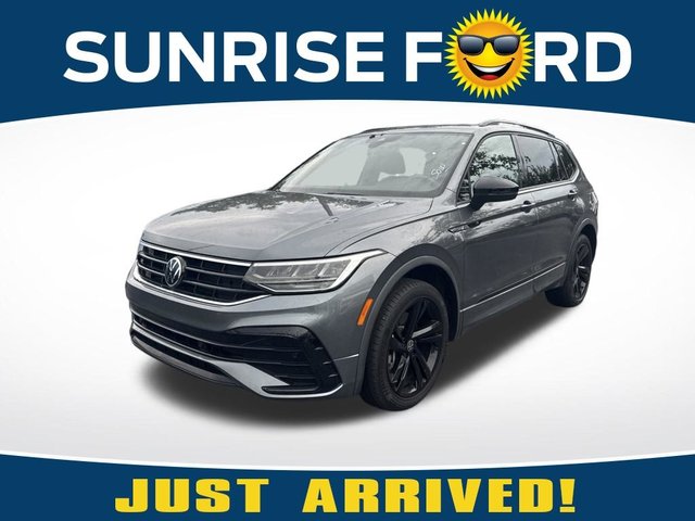 2023 Volkswagen Tiguan 2.0T SE R-Line Black