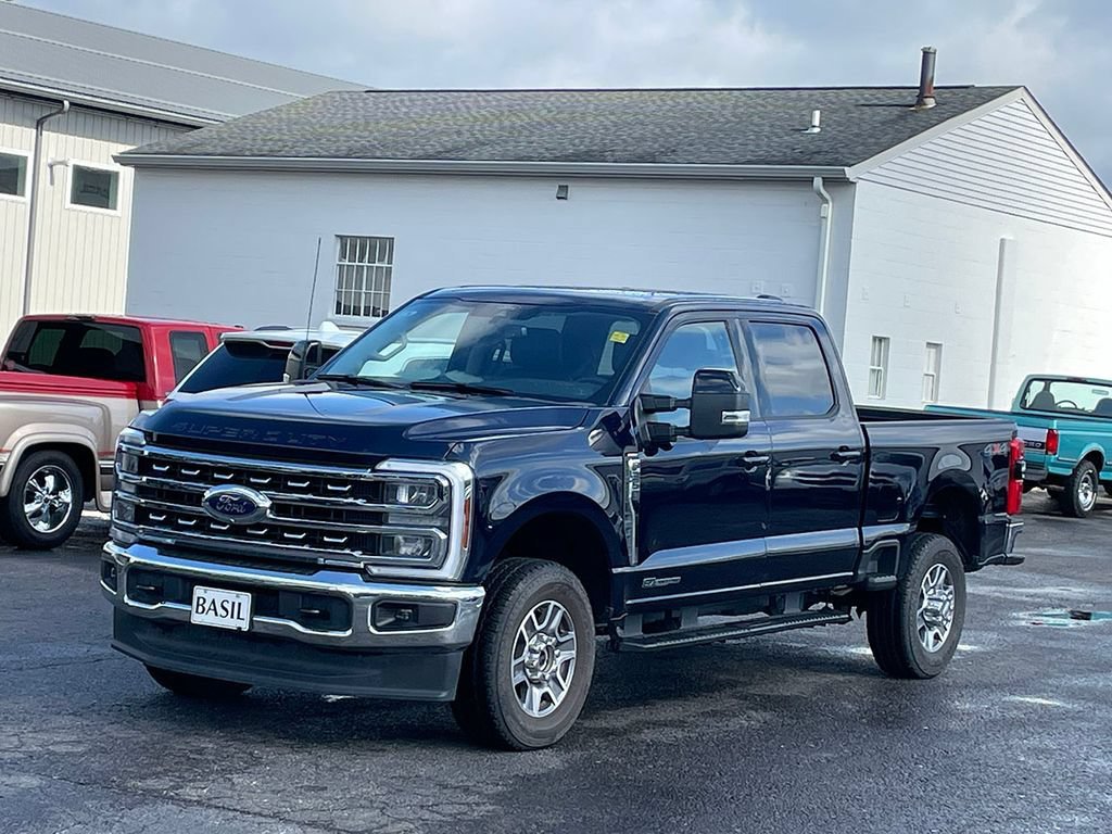 Used 2025 Blue Ford XL image 8
