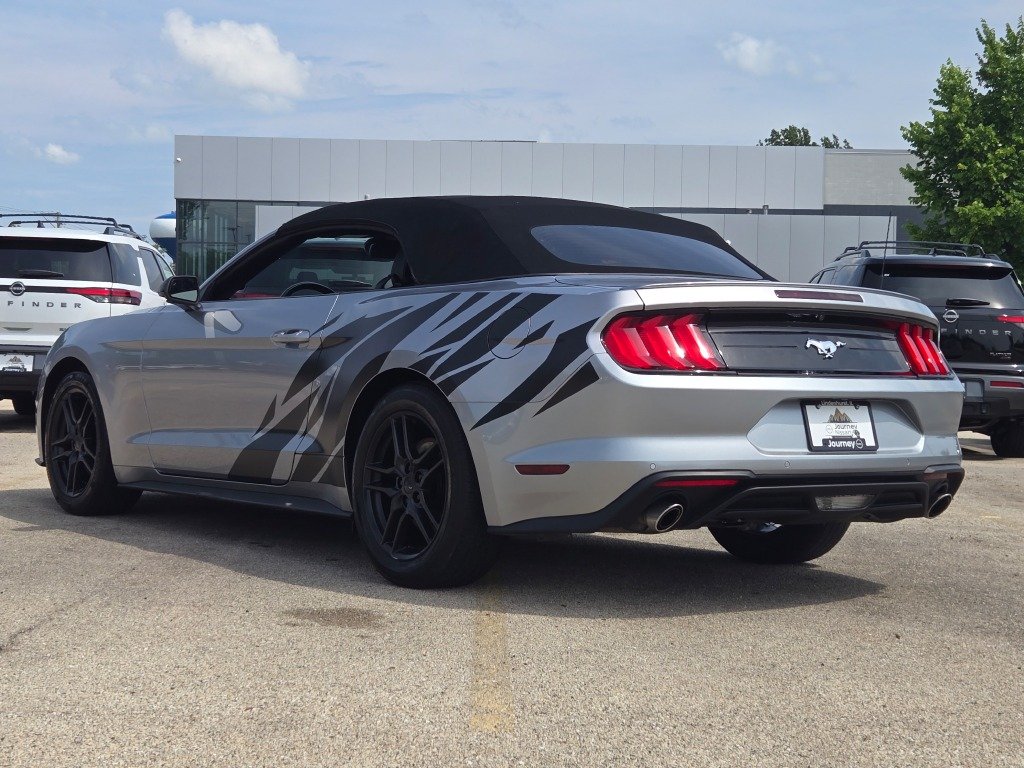 Used 2023  Ford EcoBoost Premium image 15