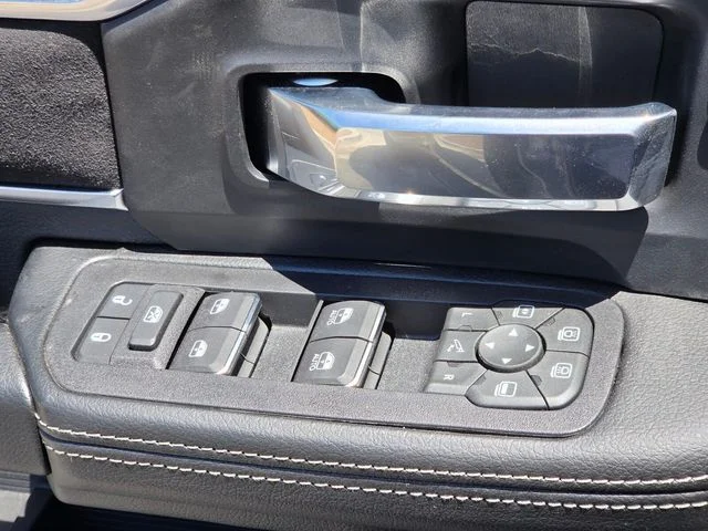 New 2026 Ceramic Gray Clear-Coat Exterior Paint RAM Laramie image 26